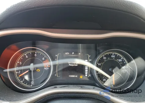 2016 Jeep Cherokee Latitude z USA, uszkodzony, nr VIN 1C4PJLCB7GW177968